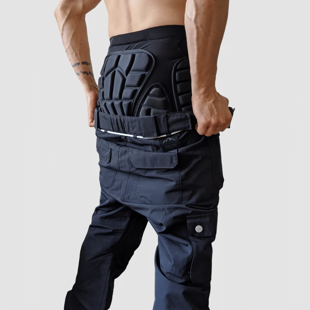 Ski and Snowboard Impact Shorts (Crash Pants) + FREE Wrist Guards - Image 3