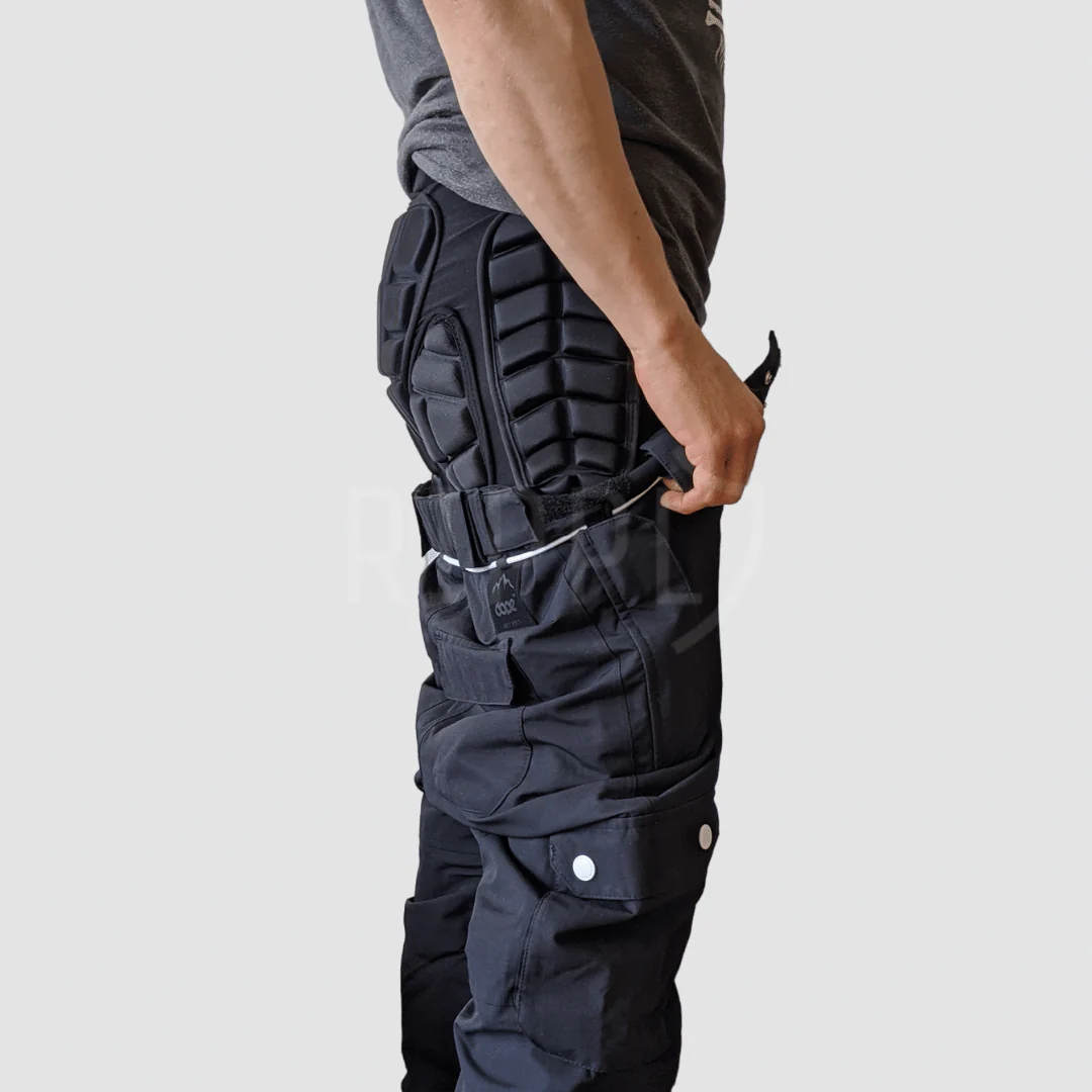 Ski and Snowboard Impact Shorts (Crash Pants) + FREE Wrist Guards - Image 8