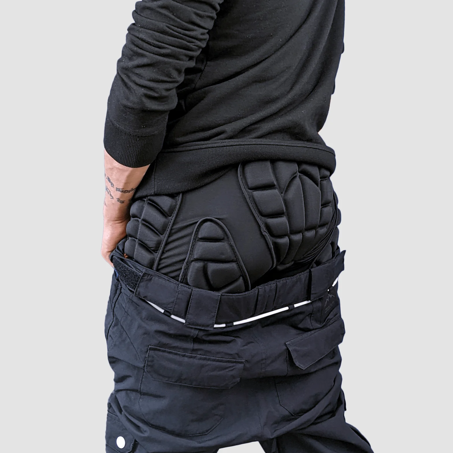 Snowboard Impact Shorts + FREE Wrist Guards or Knee Pads - Image 7